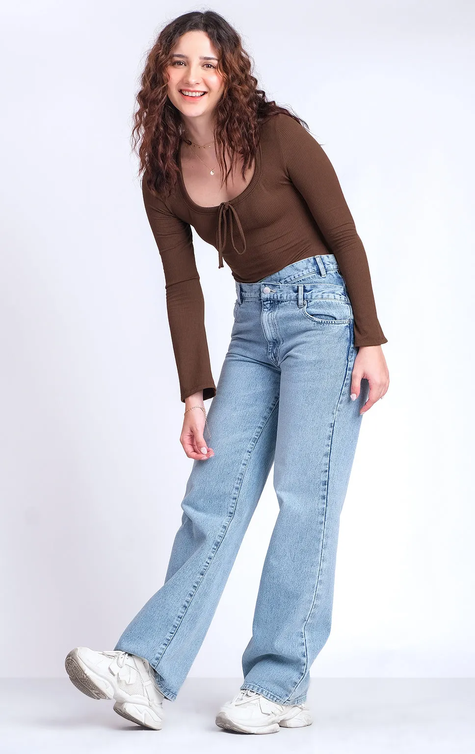 BROWN LONG SLEEVE BODYSUIT WITH RIBBON