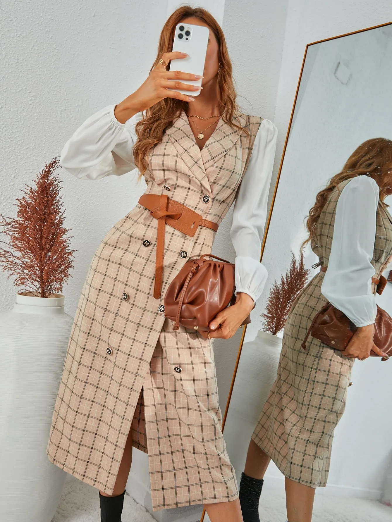 Elegant Plaid Double Button Sleeveless Lapel Long Women Coat