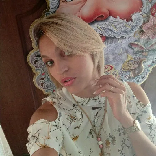 (Free Shipping) Elegant Open Shoulder Chiffon Print Blouses