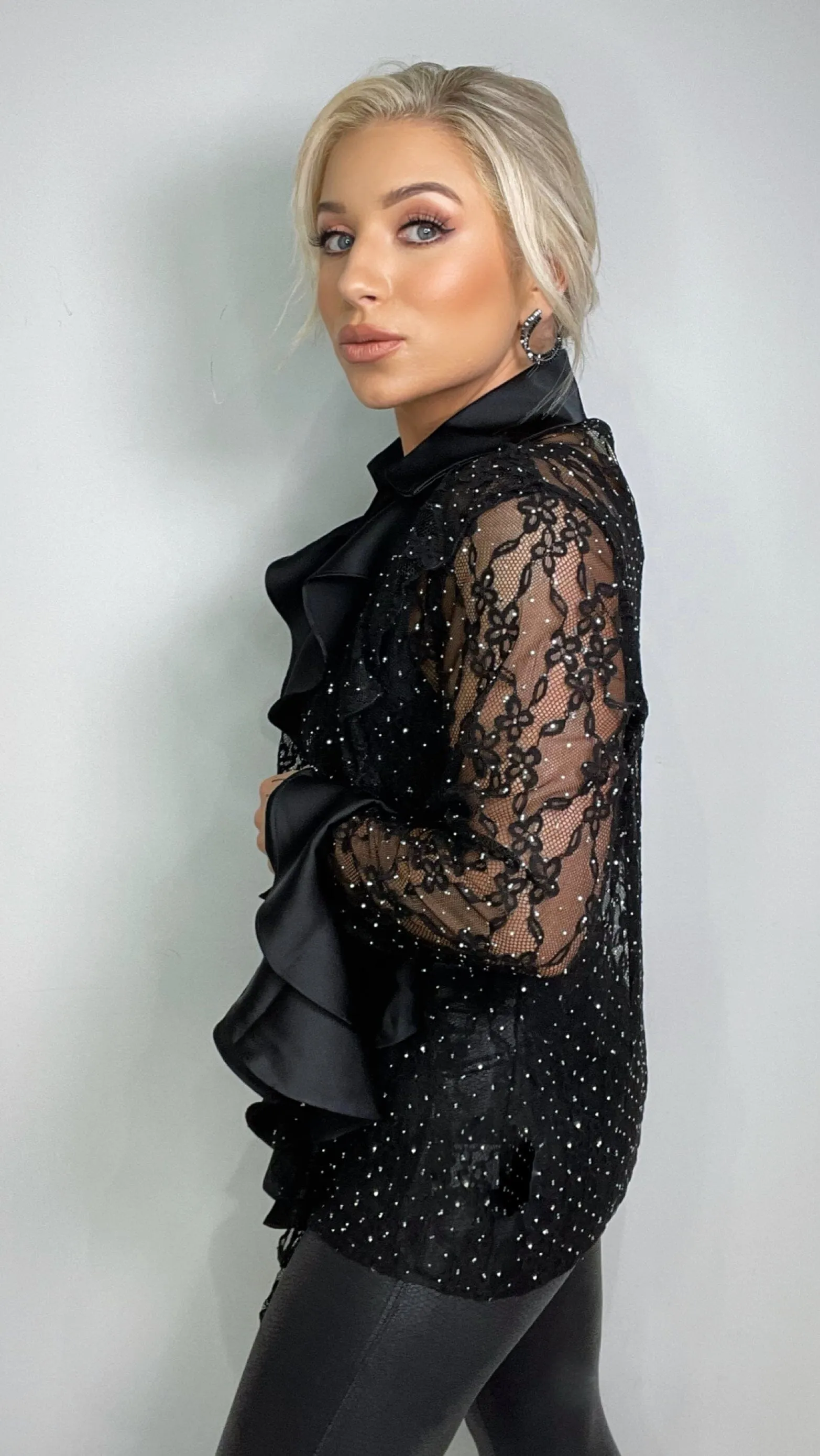 HOLLY LACE BLOUSE - BLACK