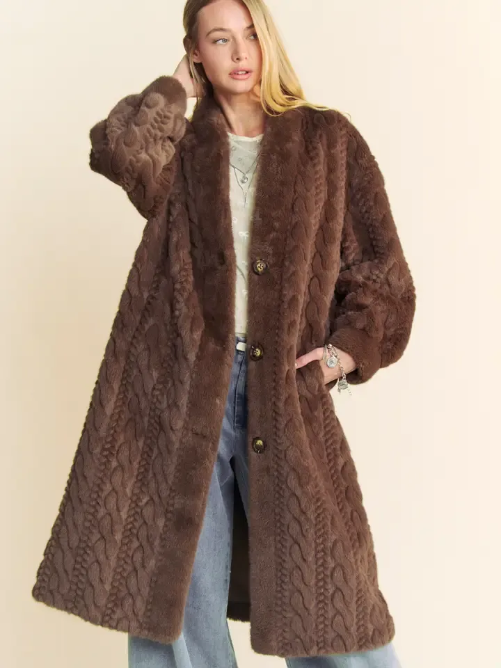 Luxurious Fuzzy Fur Rib Pattern Coat