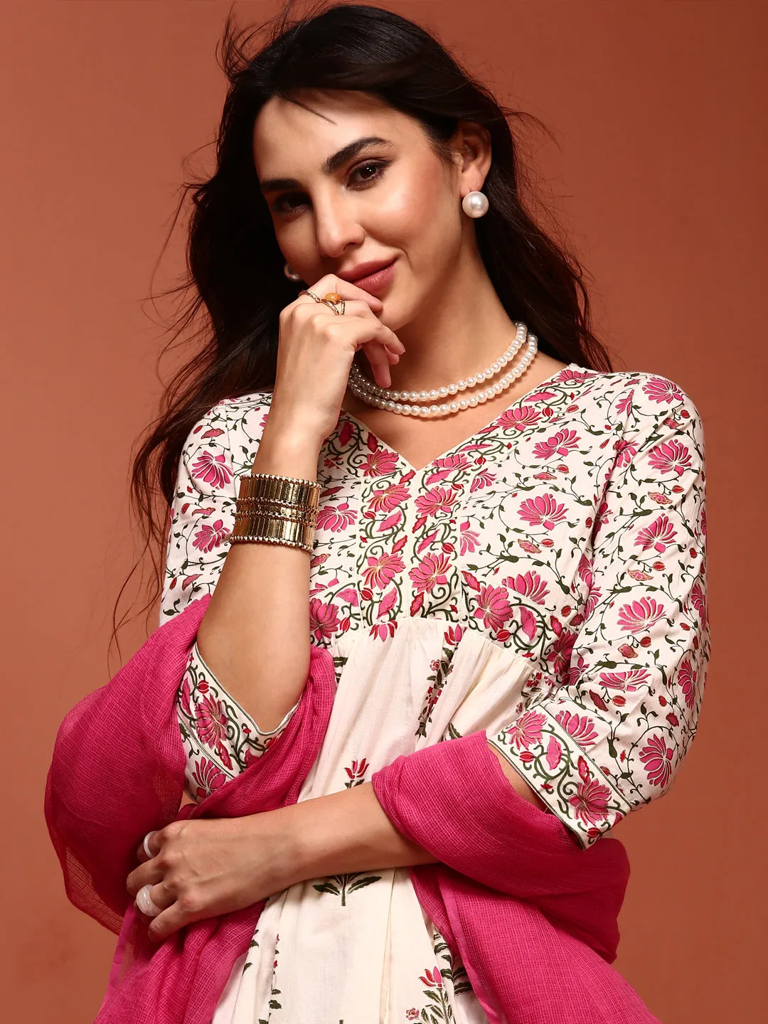Off-white Floral Printed Kurta Set