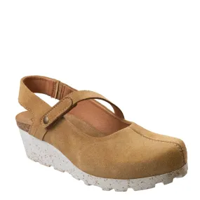 OTBT - PROG in BEIGE Wedge Clogs